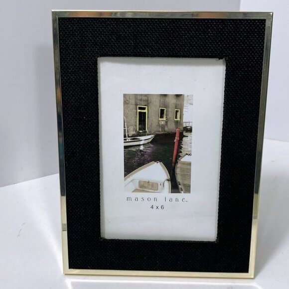 Mason Lane Silver 4x6 Photo Frame W/ Black Textured Mat - NEW - Picture 1 of 9